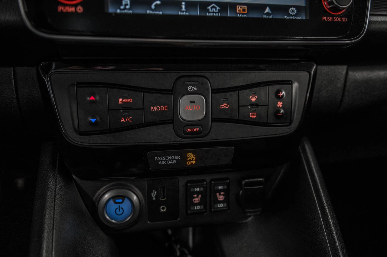 2019 Nissan LEAF Sv Navi+volant/siege Image principale