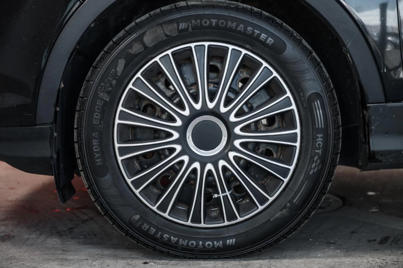 2017 Ford Escape Automatique 4WD SE Main Image