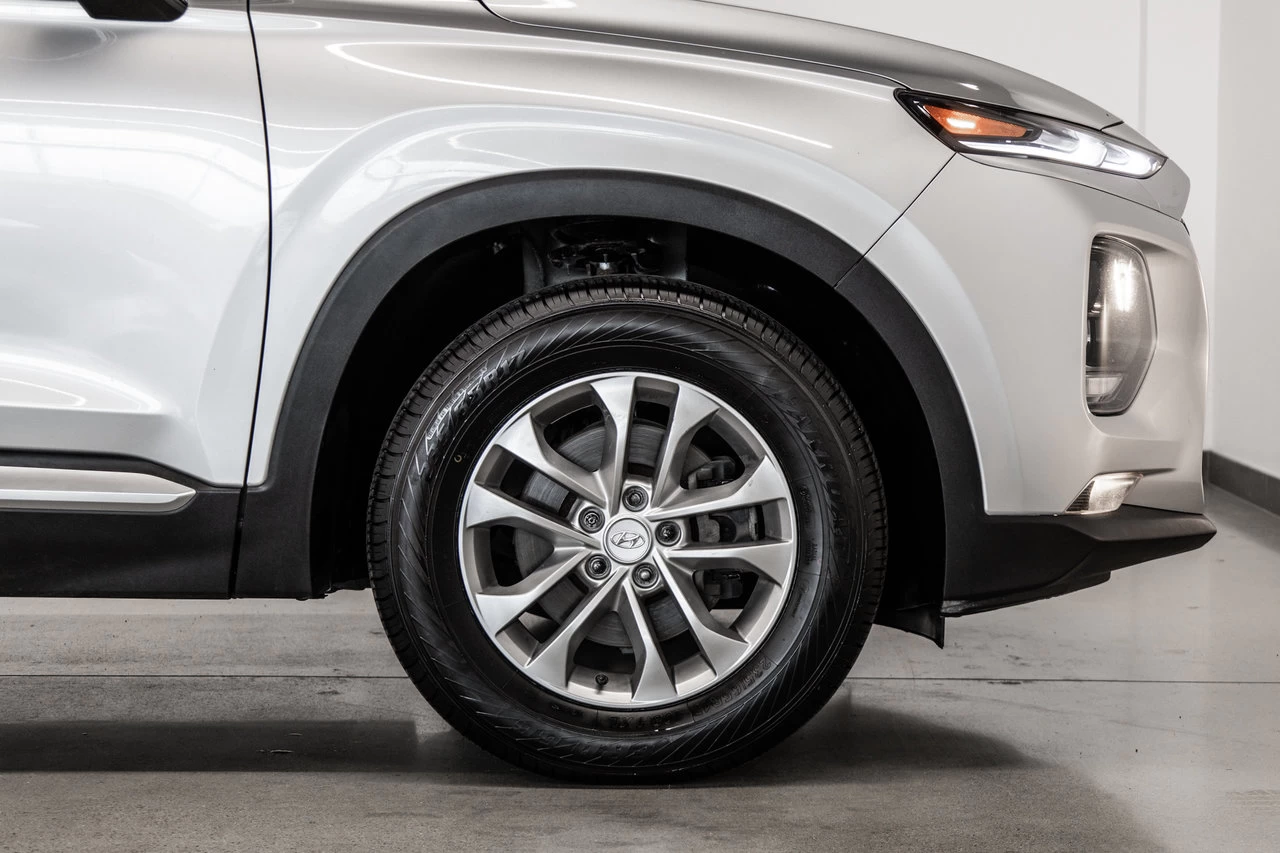 2019 Hyundai Santa Fe Essential Image principale