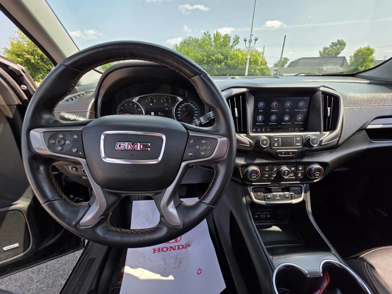 2023 GMC Terrain AWD AT4 Image principale