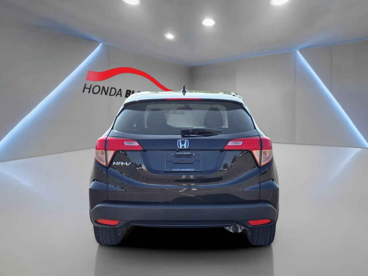 2018 Honda HR-V LX 2WD Manual Main Image