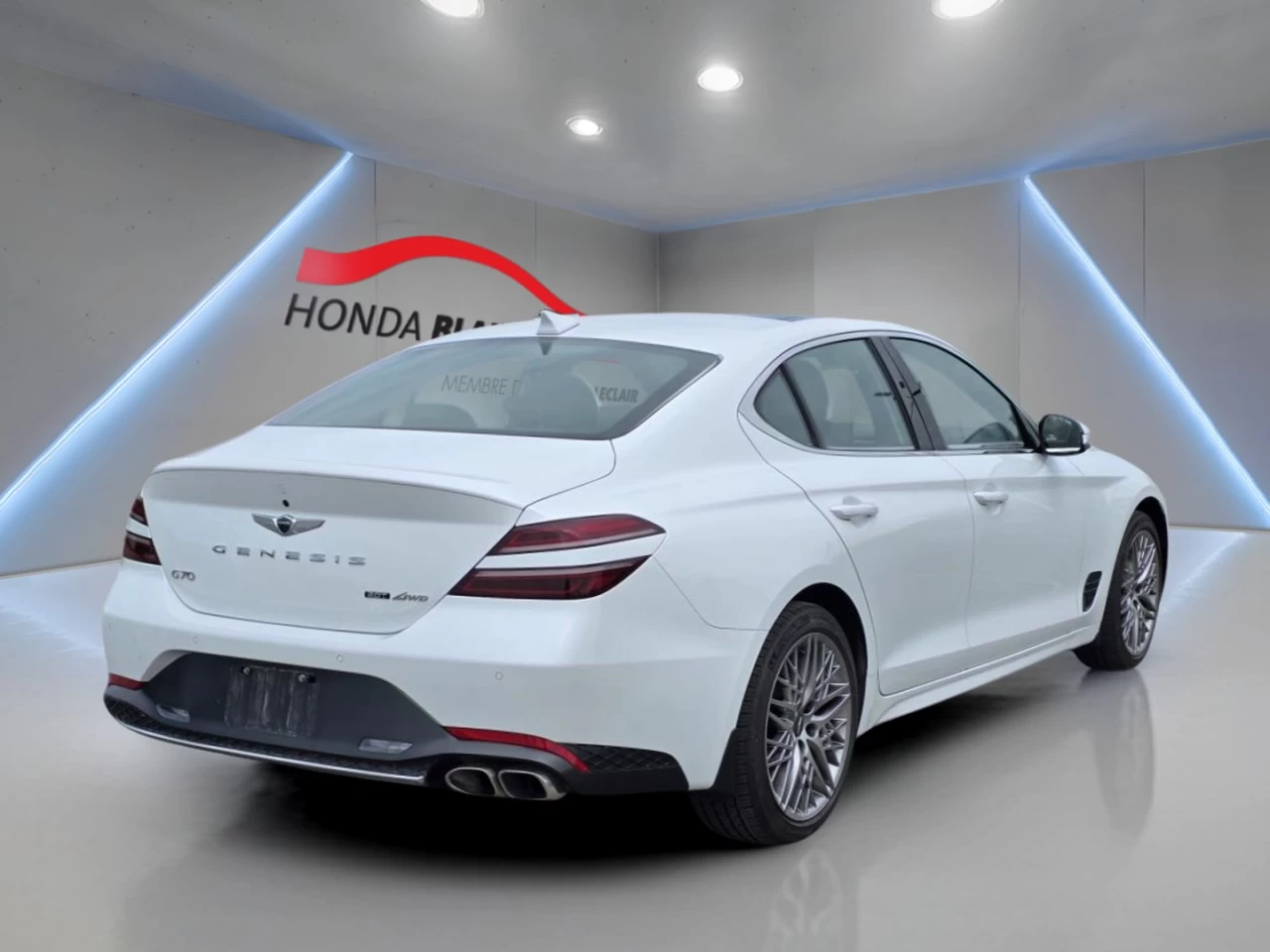2022 Genesis G70 2.0T Advanced AWD Main Image