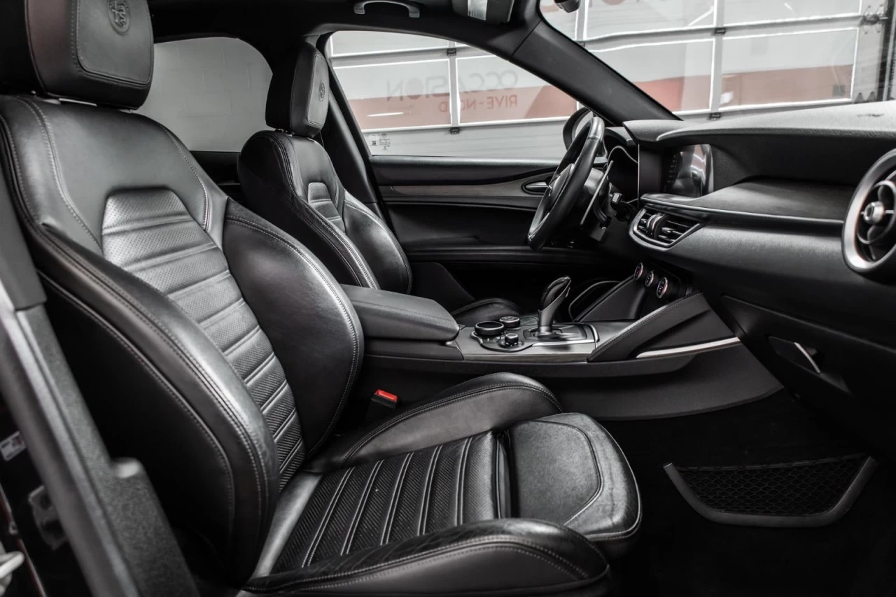 2018 Alfa Romeo Stelvio Ti Sport AWD NAVI+CUIR+TOIT.OUVRANT Main Image