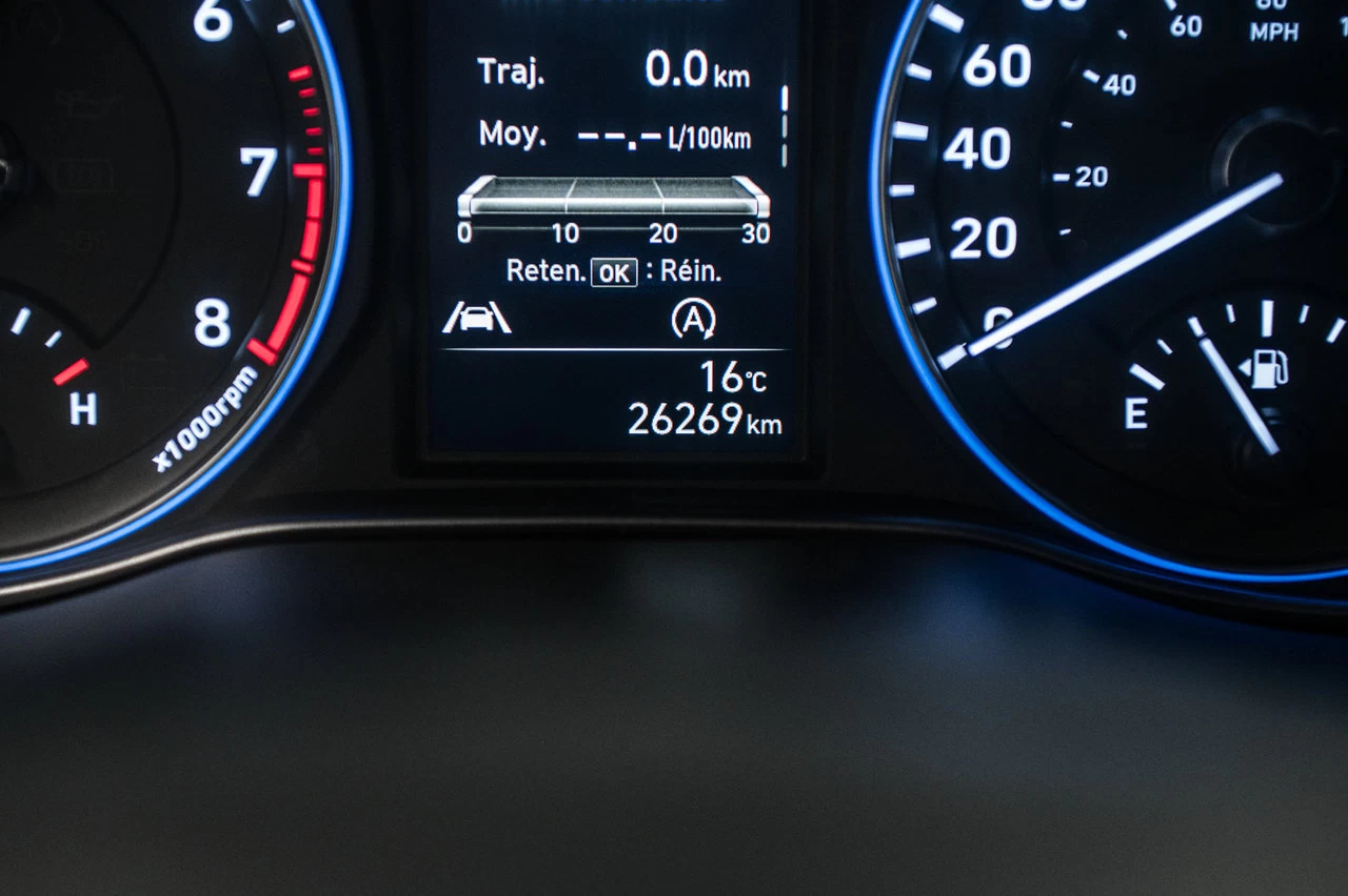 2023 Hyundai Kona Essential Main Image