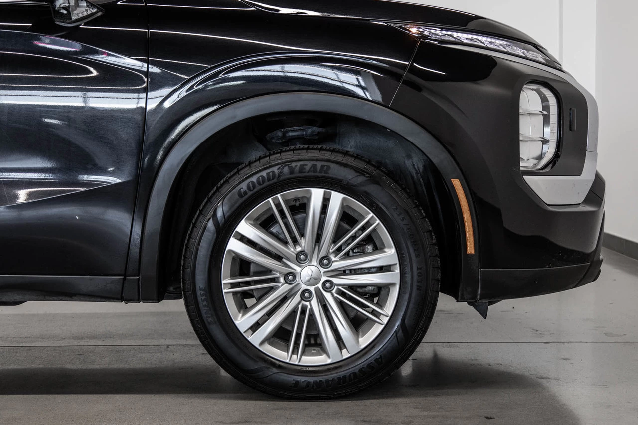 2024 Mitsubishi Outlander Es Awd 7pass Image principale