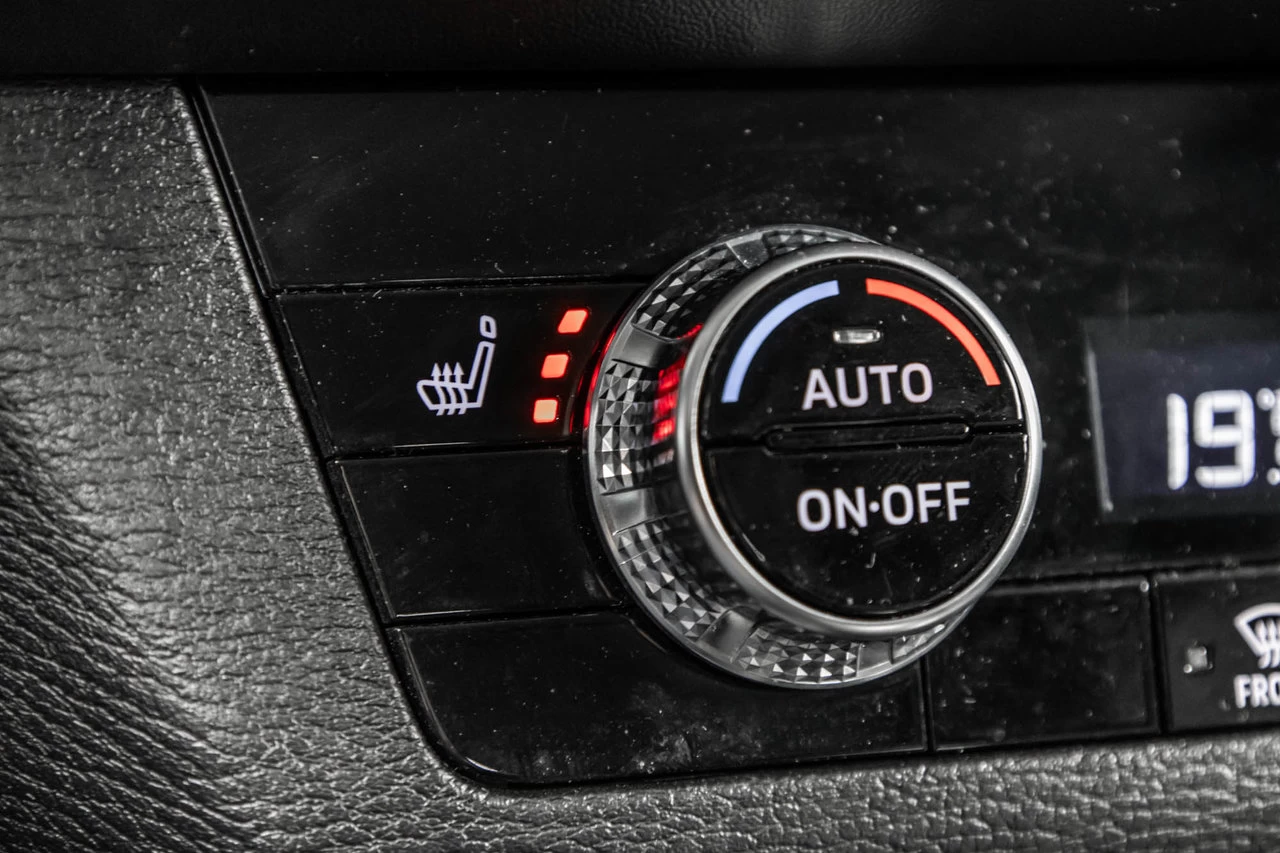 2024 Mitsubishi Outlander Es Awd 7pass Image principale