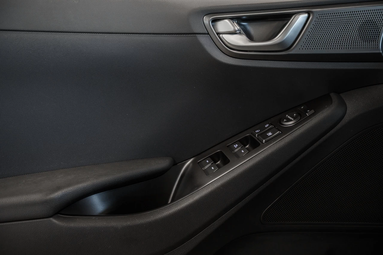 2020 Hyundai IONIQ Electric Preferred Image principale