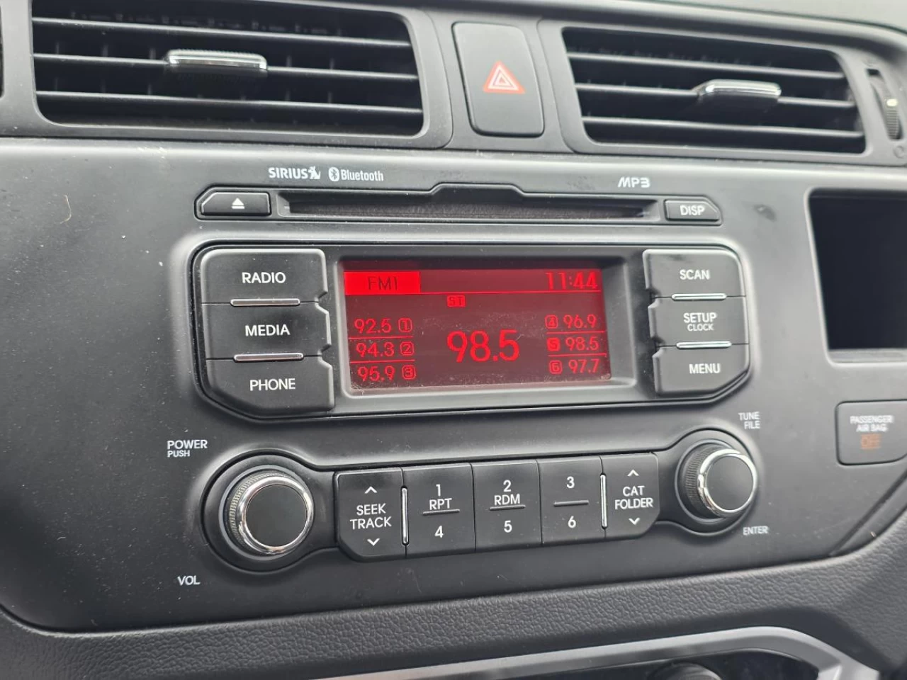 2014 Kia Rio 4dr Sdn Auto LX+ Image principale