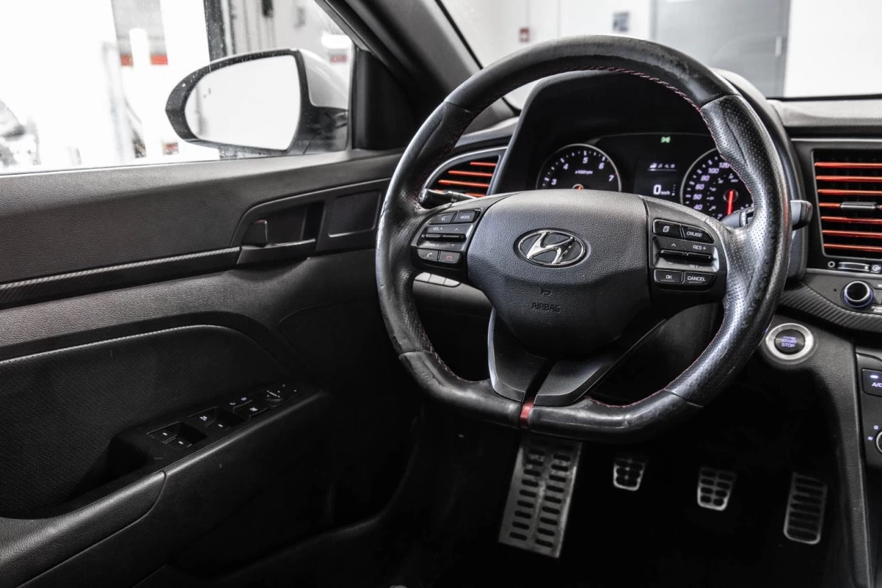 2018 Hyundai Elantra Manuelle - Garantie 1 AN Main Image