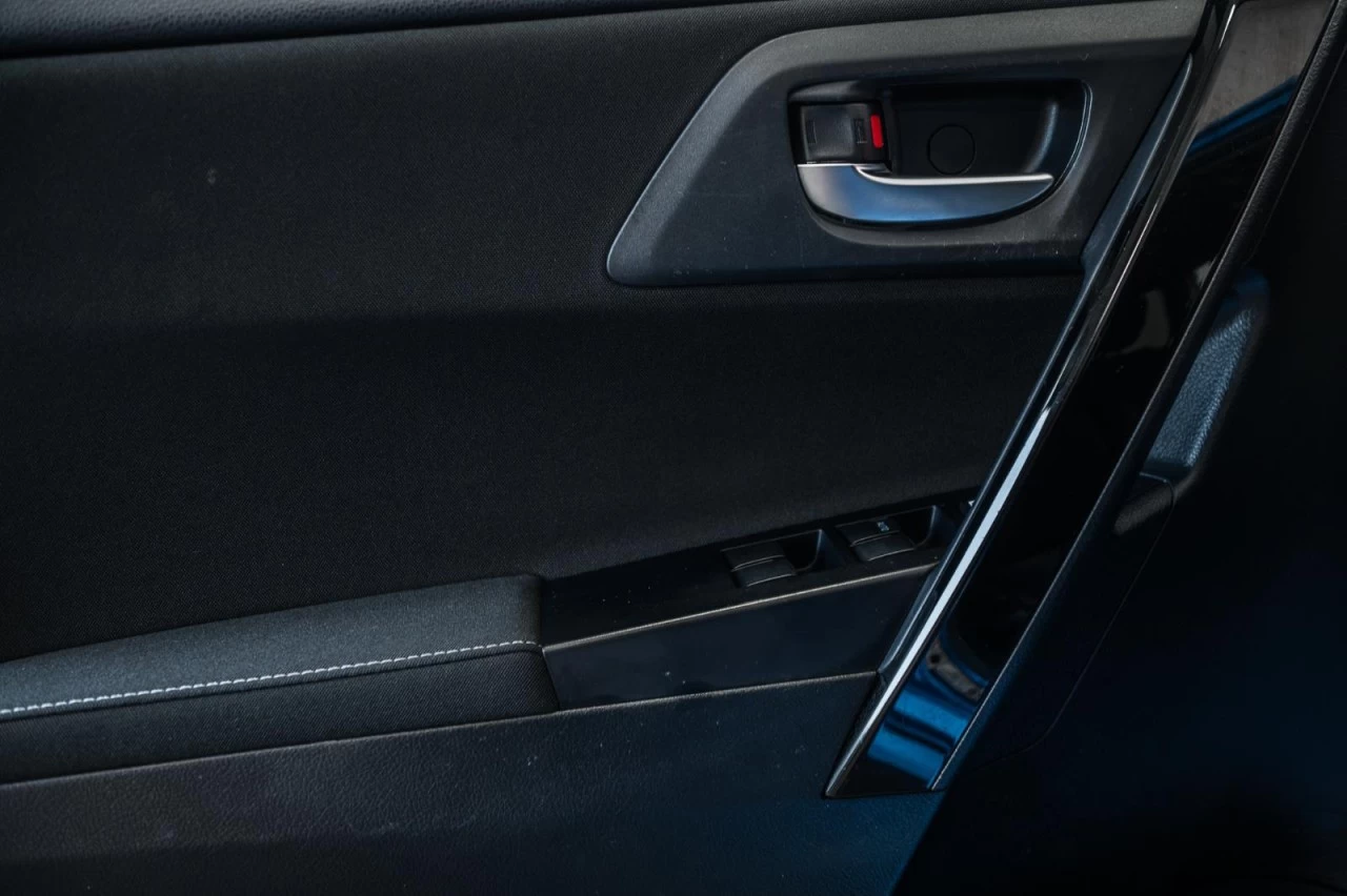 2018 Toyota Corolla iM SIEGES.CHAUFF+CAM.RECUL+BLUETOOTH+REG.VITESSE Image principale