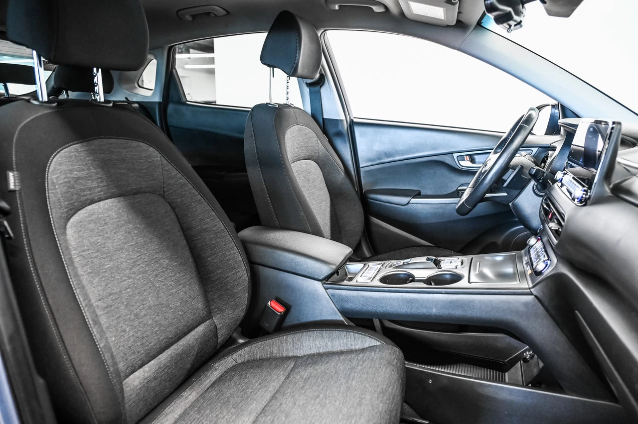 2023 Hyundai Kona electric Preferred Main Image