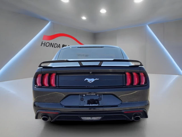 Ford Mustang EcoBoost Fastback 2018