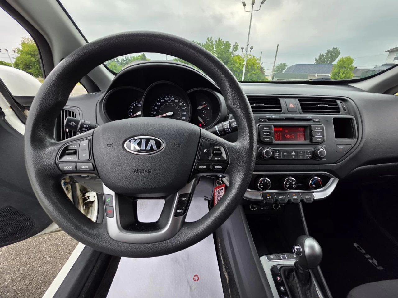 2014 Kia Rio 4dr Sdn Auto LX+ Image principale