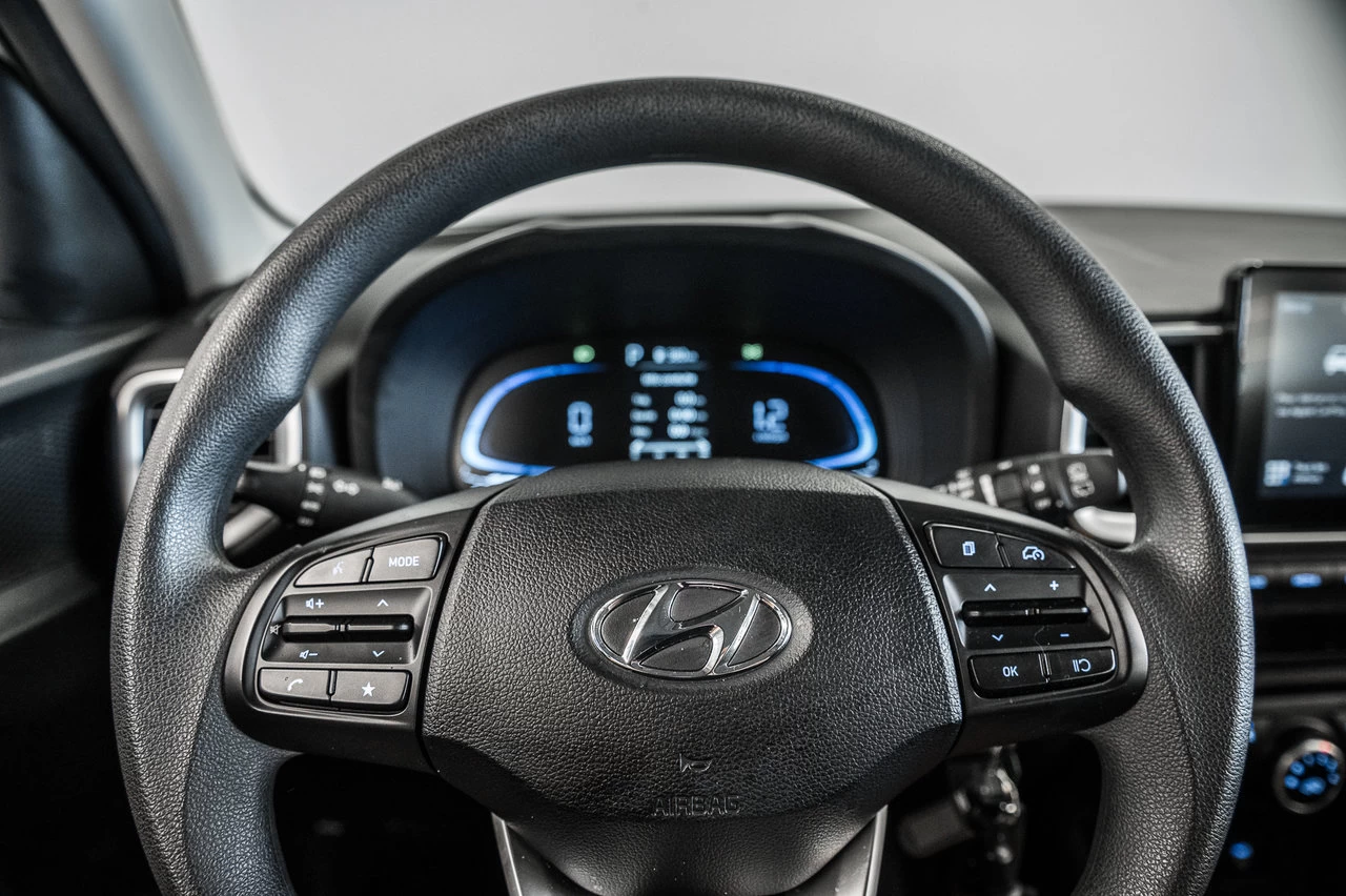 2024 Hyundai Venue Essential Main Image