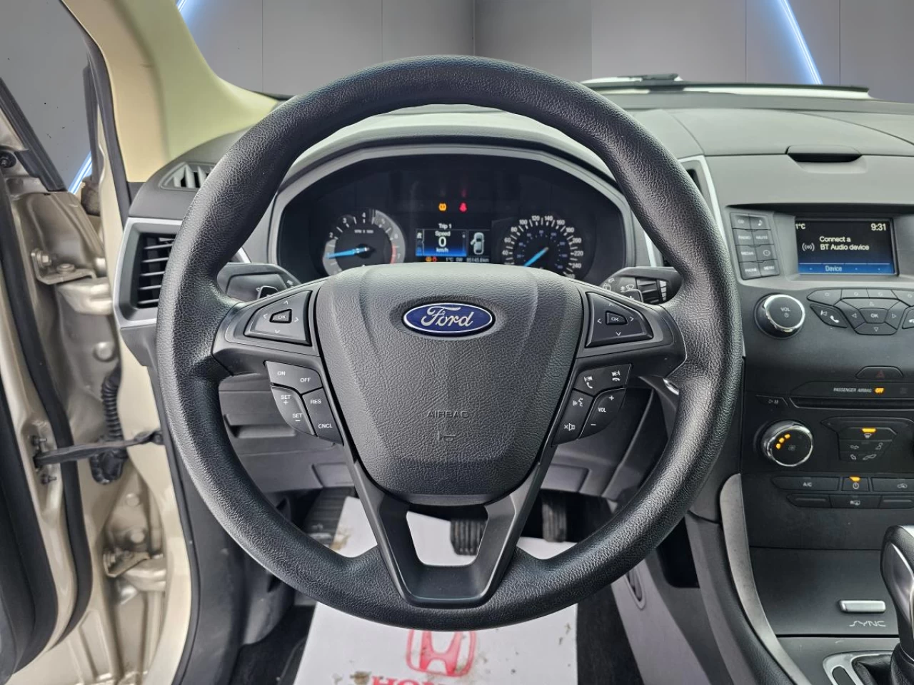 2017 Ford Edge 4dr SE FWD Image principale