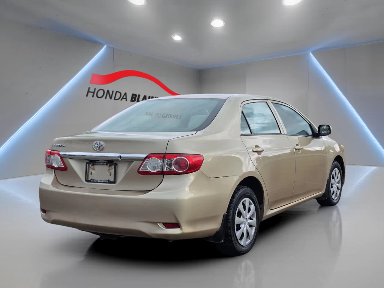 2011 Toyota Corolla 4dr Sdn Auto CE Main Image