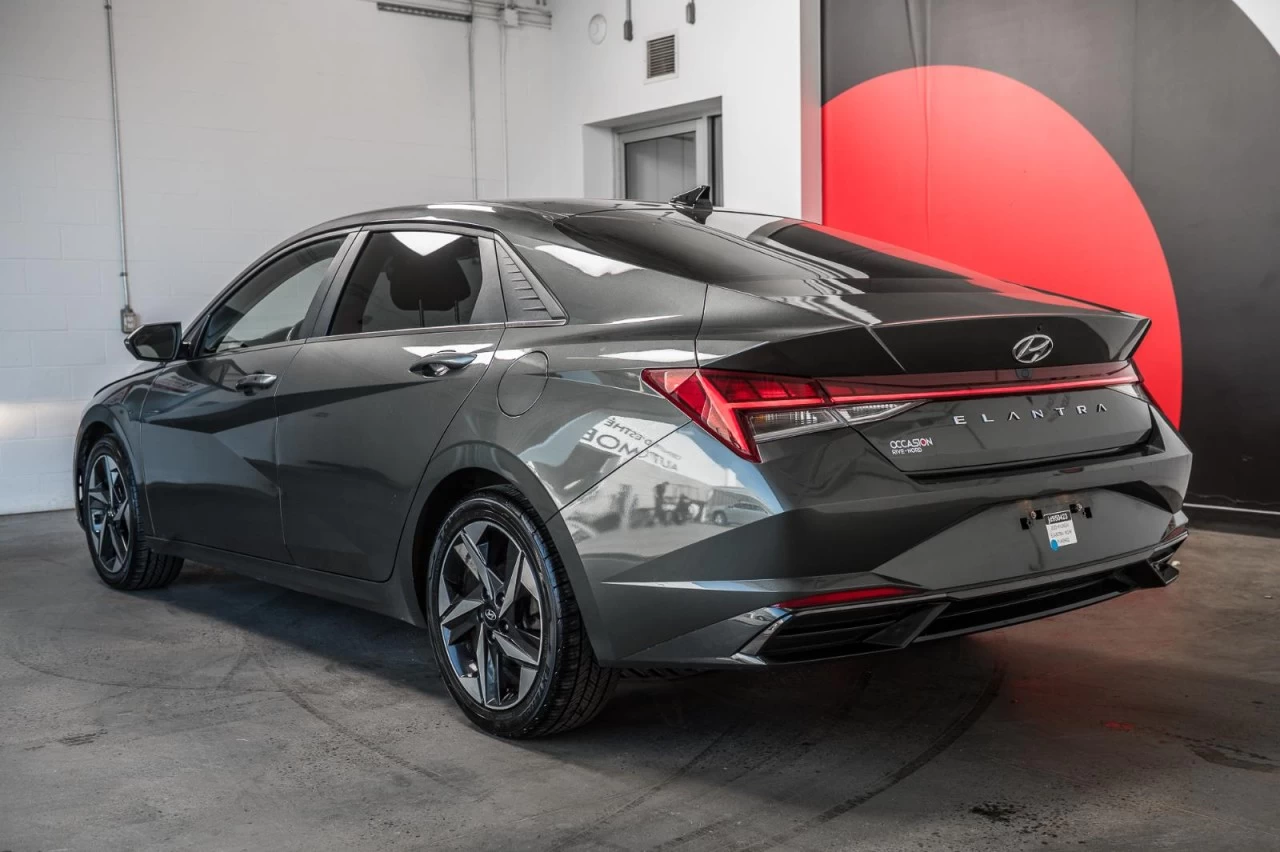 2023 Hyundai Elantra Luxury CUIR+CARPLAY+SIEGES.CHAUFFANTS Main Image