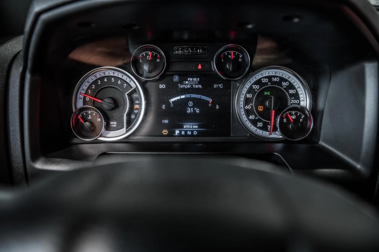 2021 RAM 1500 Classic Warlock 4x4 Crew Cab 5''7" Box BLUETOOTH+CAM.RECUL Image principale