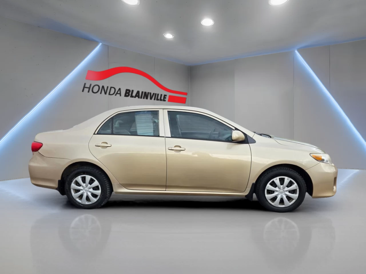 2011 Toyota Corolla 4dr Sdn Auto CE Main Image