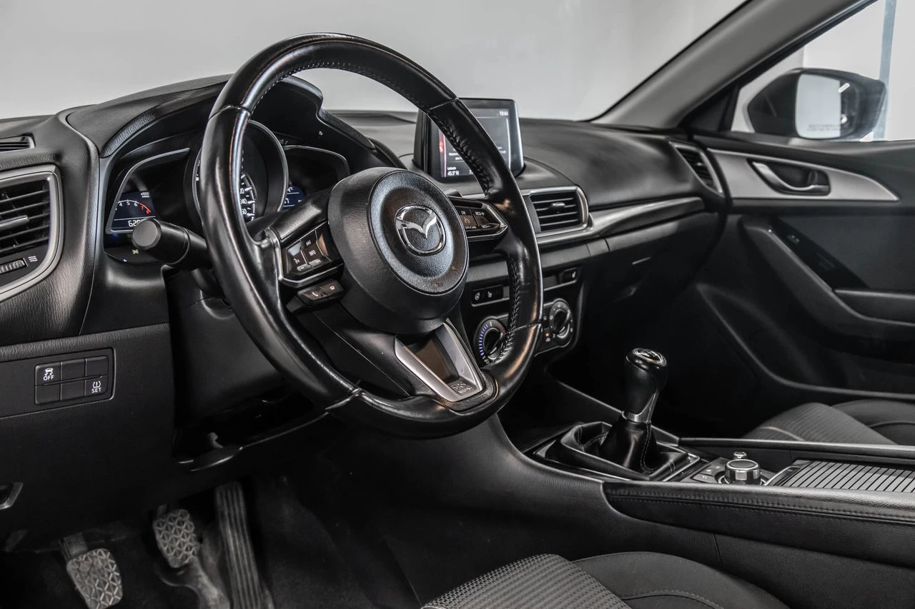 2018 Mazda Mazda3 Gs Mags+toit.ouvrant Image principale