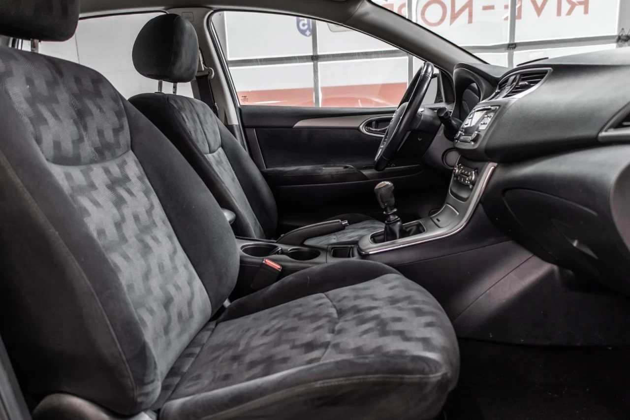 2013 Nissan Sentra Manuell BAS KM GARANTIE 1 AN Image principale