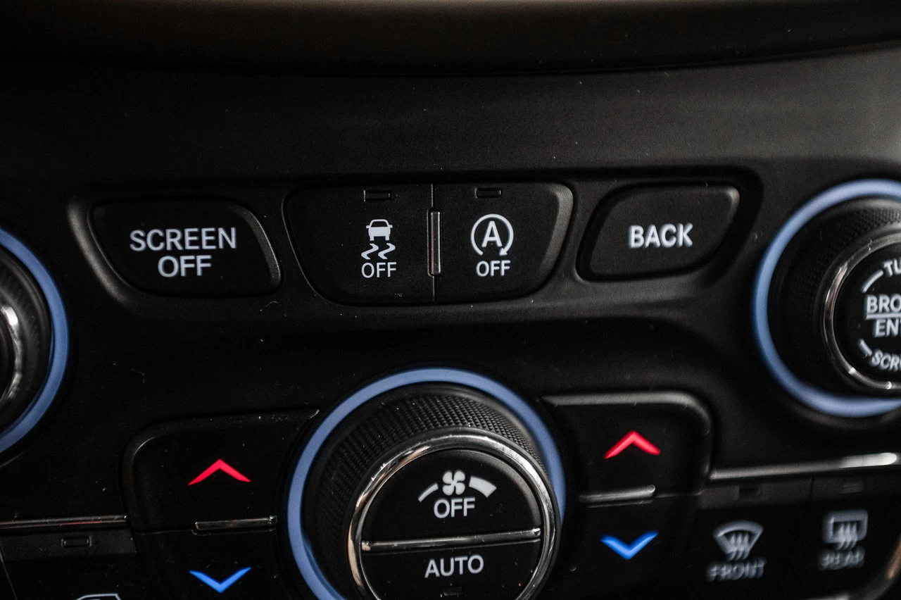 2016 Jeep Cherokee Limited V6 Awd Main Image