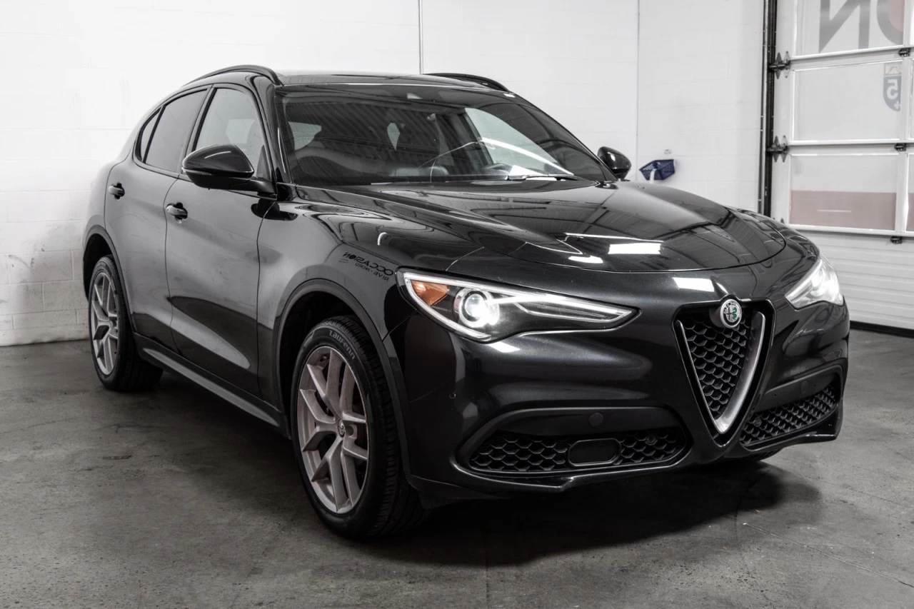 2018 Alfa Romeo Stelvio Ti Sport AWD NAVI+CUIR+TOIT.OUVRANT Main Image