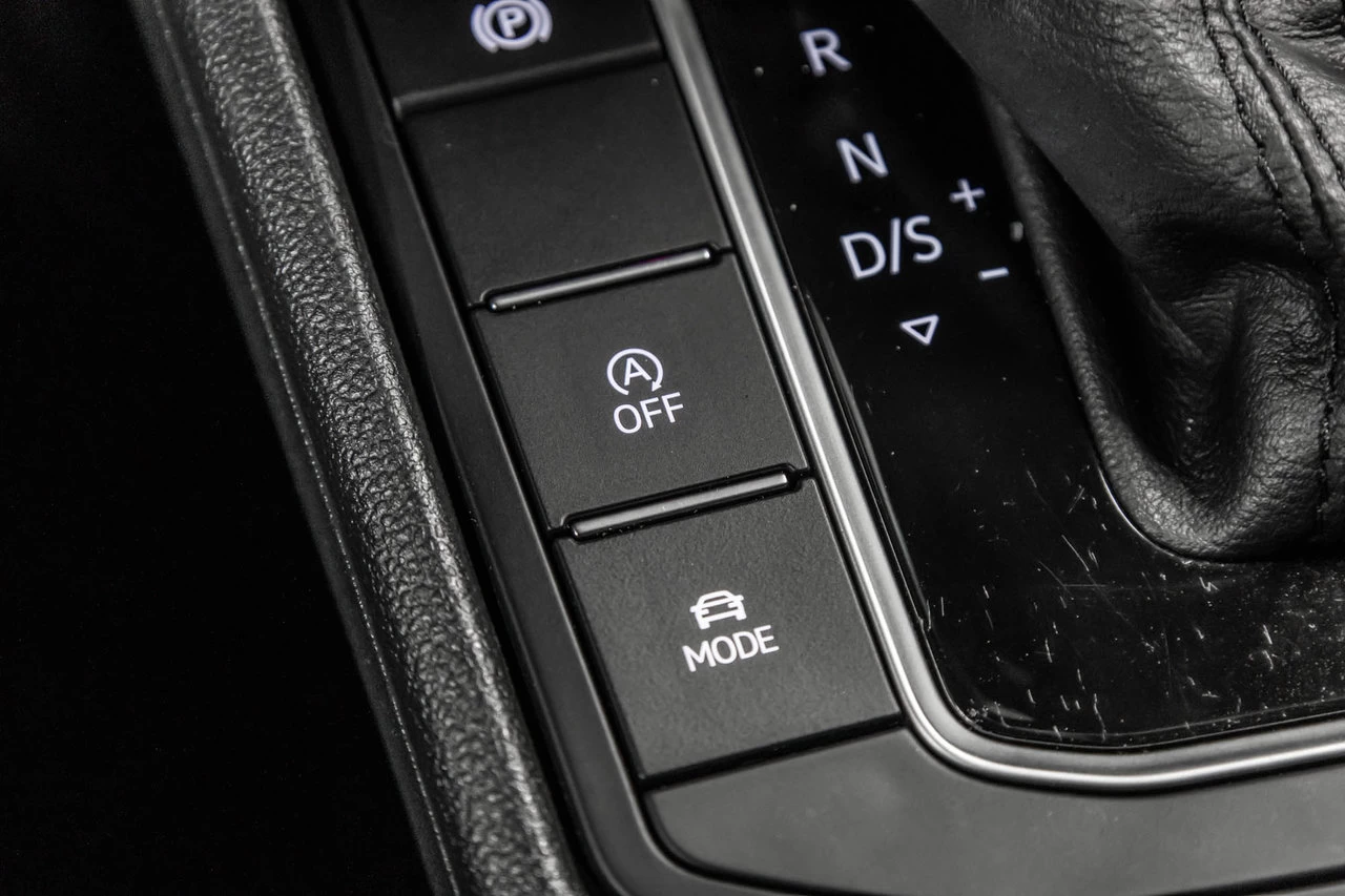 2019 Volkswagen Jetta Execline Main Image