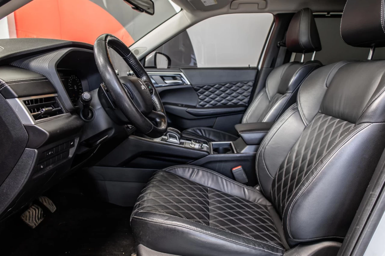 2022 Mitsubishi Outlander GT S-AWC NAVI+TOIT.PANO+CUIR+SIEGES.CHAUFFANTS Main Image