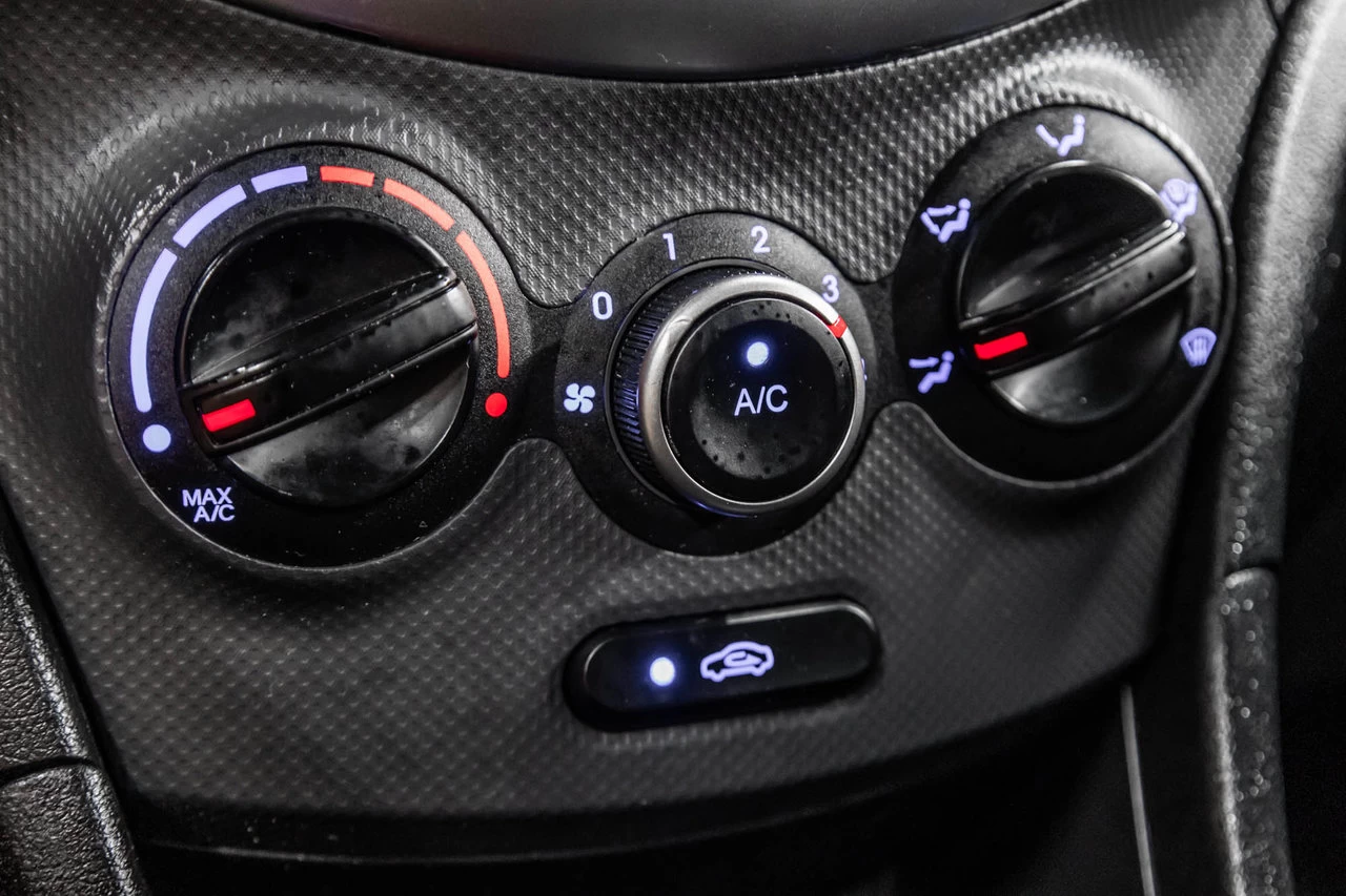 2017 Hyundai Accent L A/c Main Image