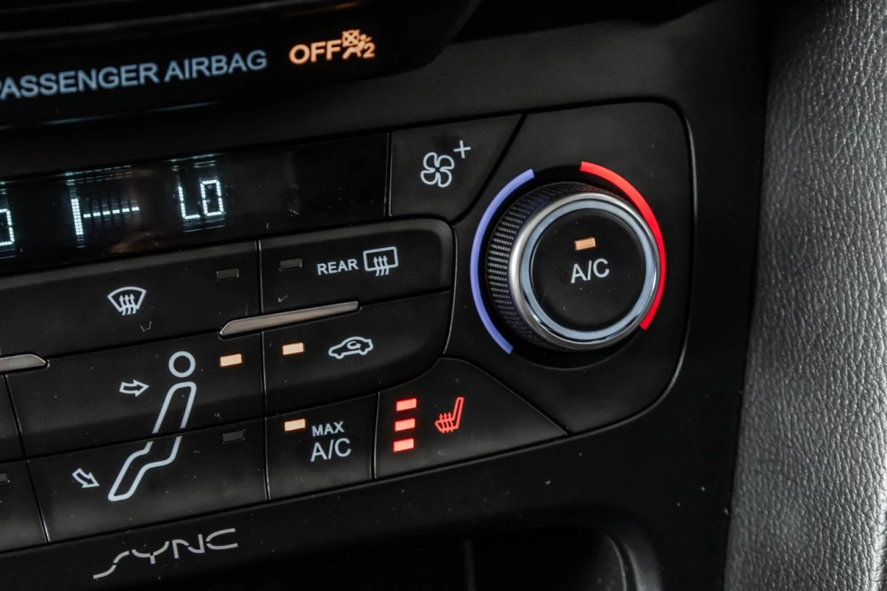 2016 Ford Focus Titanium NAVI+TOIT.OUVRANT+CUIR+CAM.RECUL Image principale