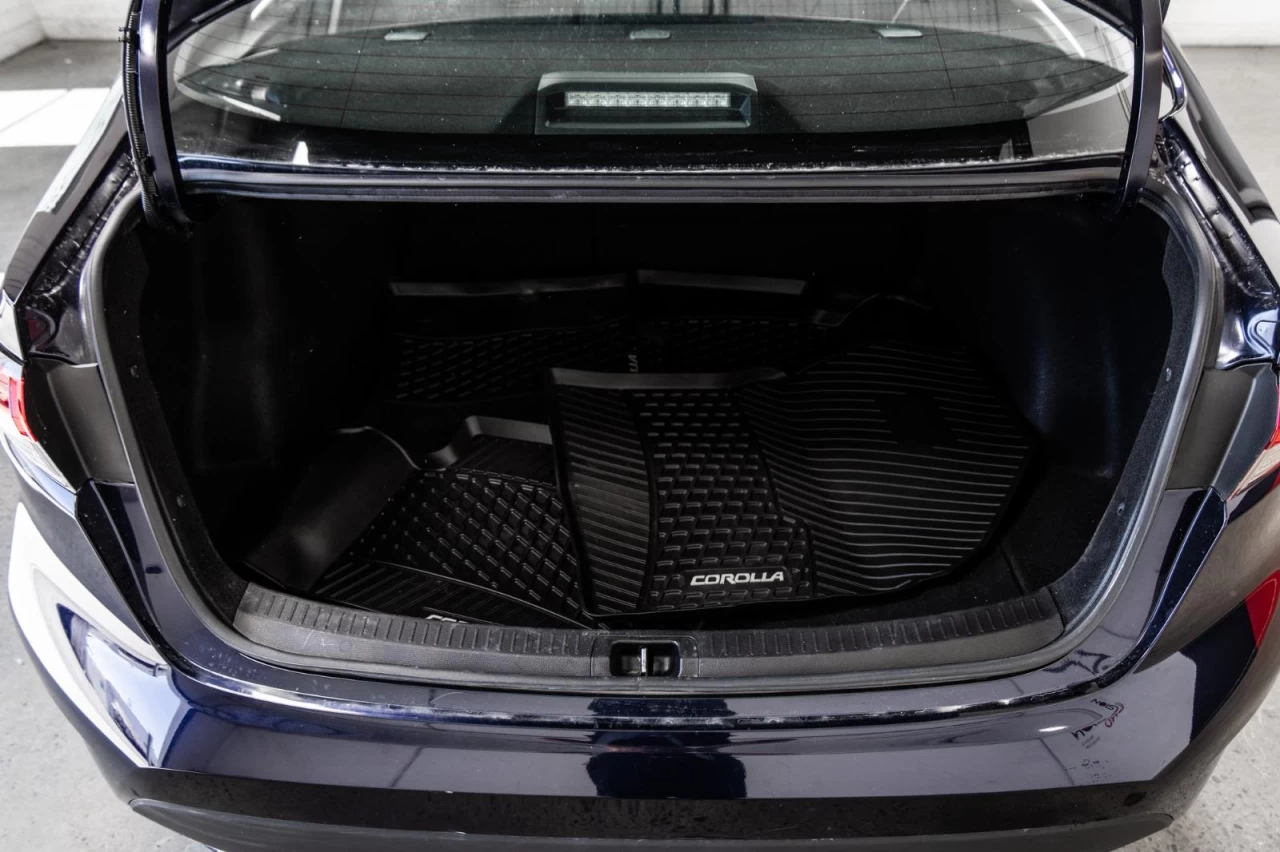 2021 Toyota Corolla LE MAGS+TOIT.OUVRANT+SIEGES.CHAUFF+BLUETOOTH Main Image