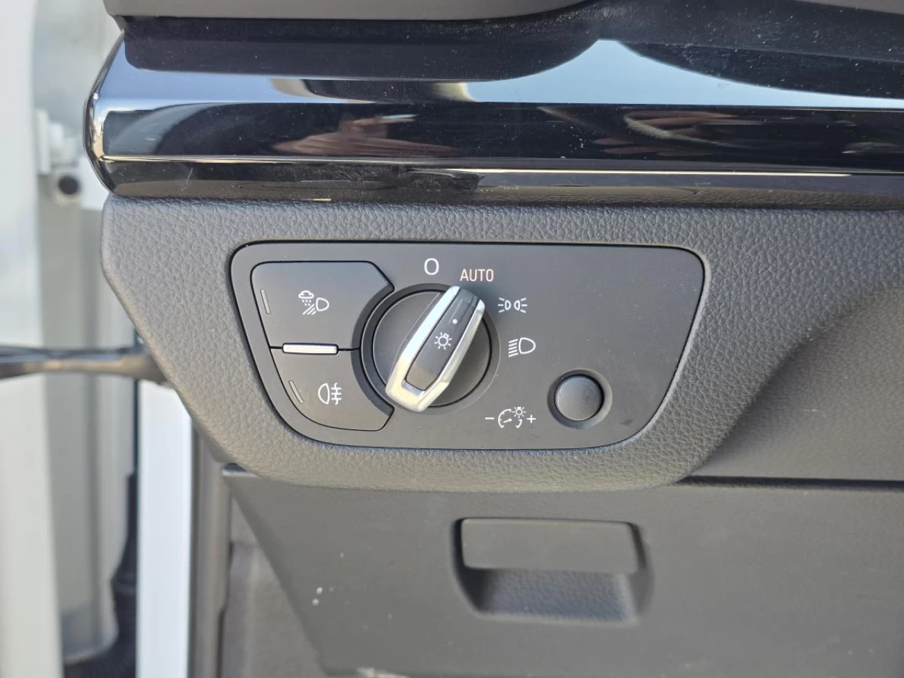 2020 Audi Q5 Progressiv 45 TFSI quattro Main Image