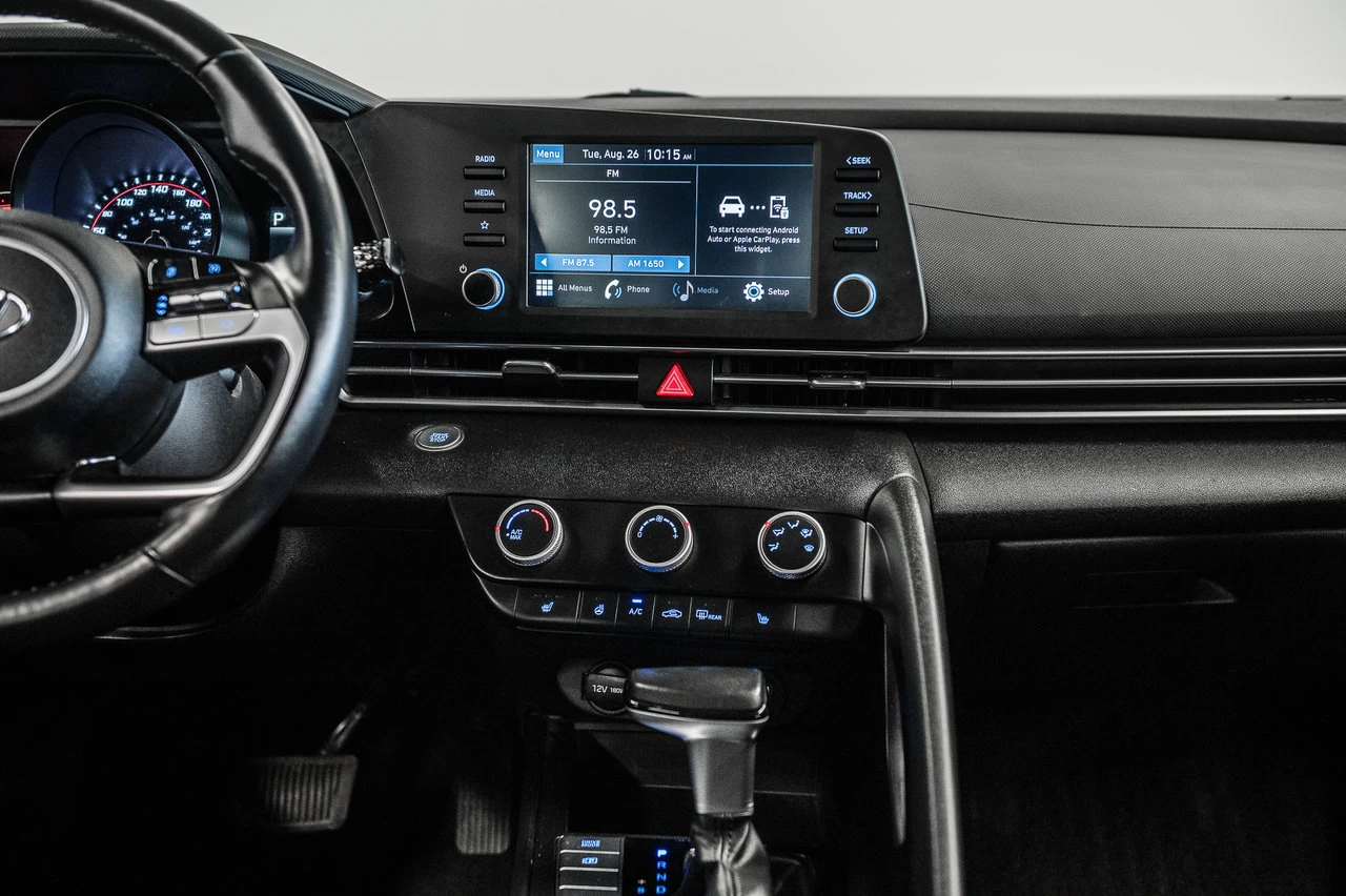2021 Hyundai Elantra Preferred Main Image