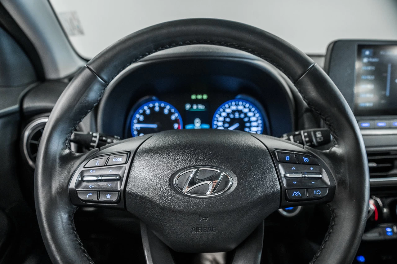 2022 Hyundai Kona Preferred Main Image