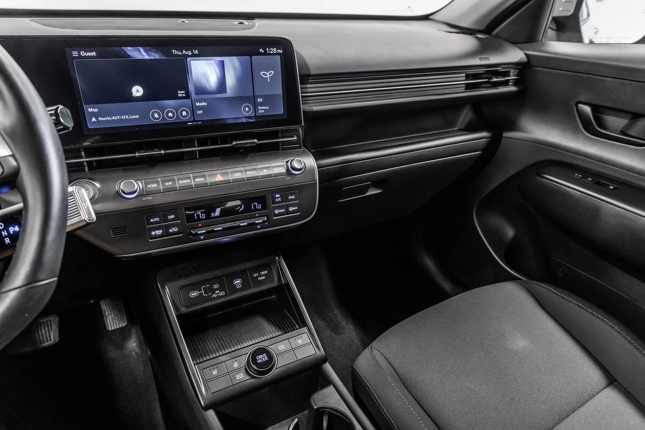 2025 Hyundai Kona Electric Preferred Main Image