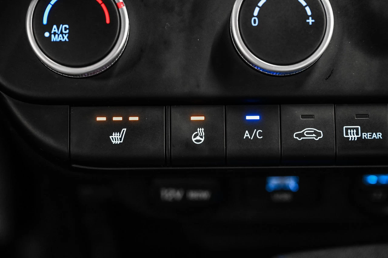2023 Hyundai Elantra Preferred Image principale