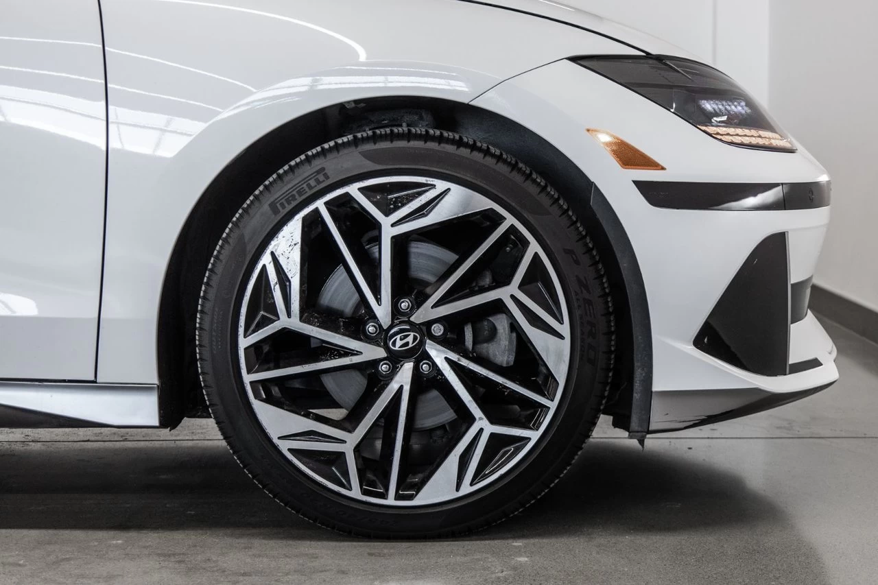 2023 Hyundai IONIQ 6 Preferred Awd Image principale