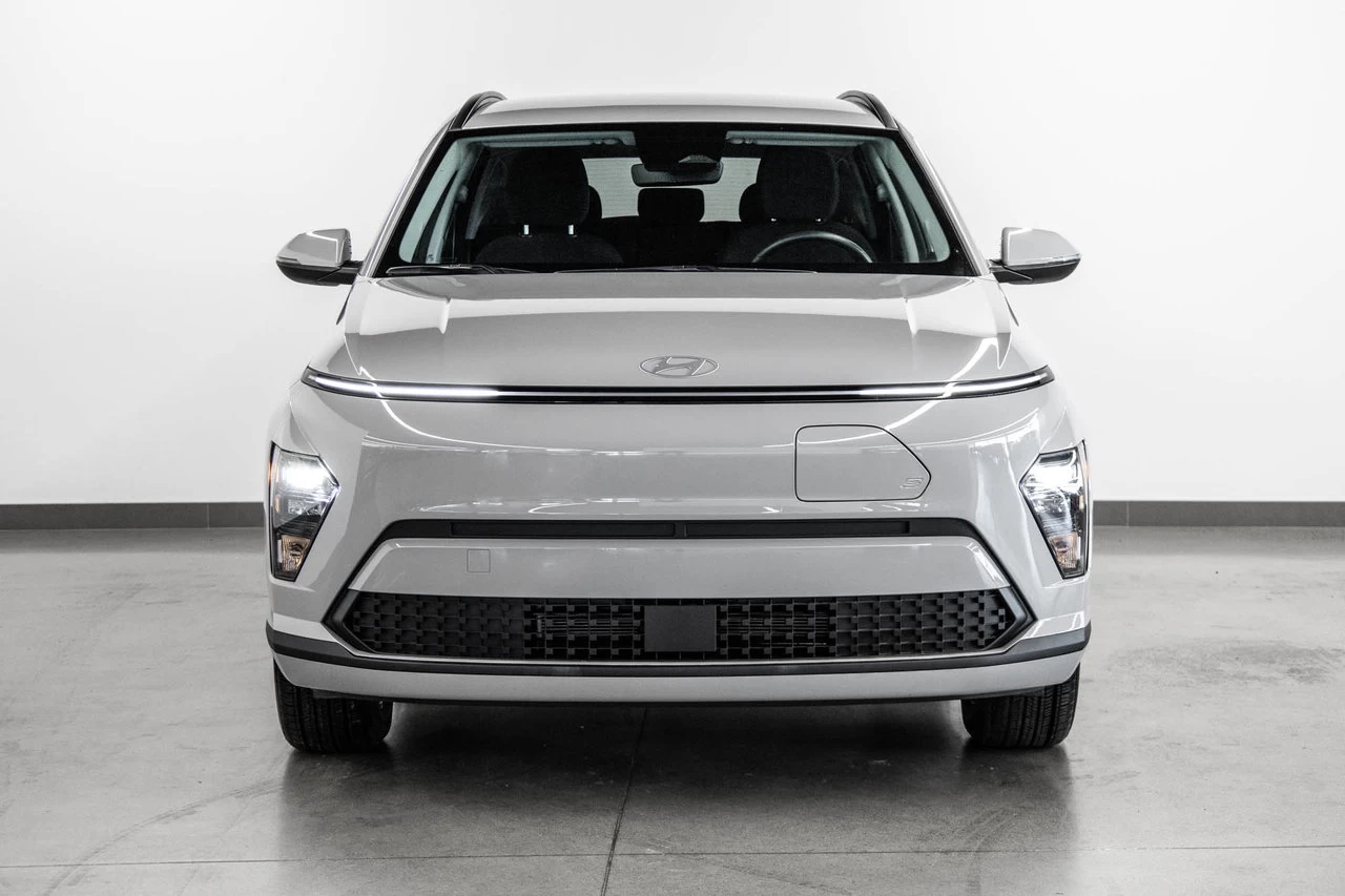 2025 Hyundai Kona Electric Preferred Main Image