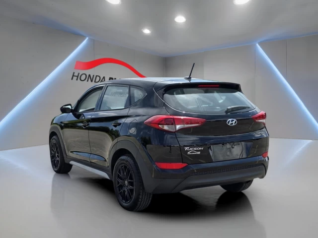 Hyundai Tucson FWD 4dr 2.0L 2017