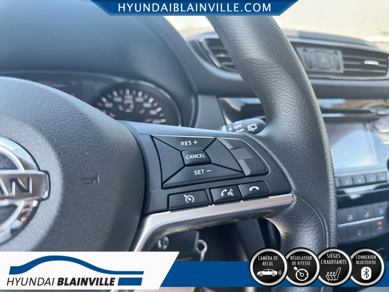 2017 Nissan Qashqai S, FWD, AUTOMATIQUE, MAGS, BAS KILOMETRAGE+ Main Image