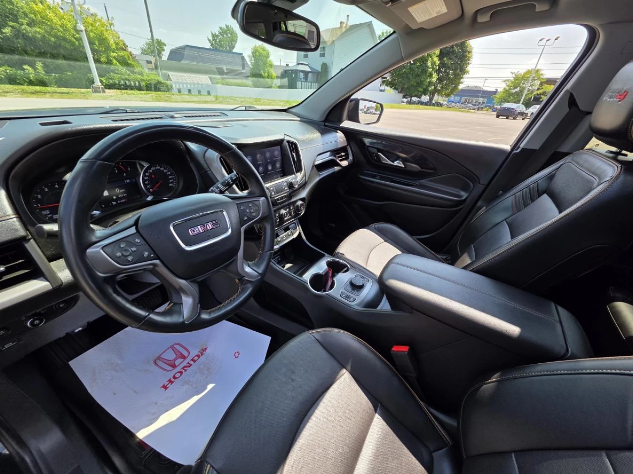 2023 GMC Terrain AWD AT4 Image principale