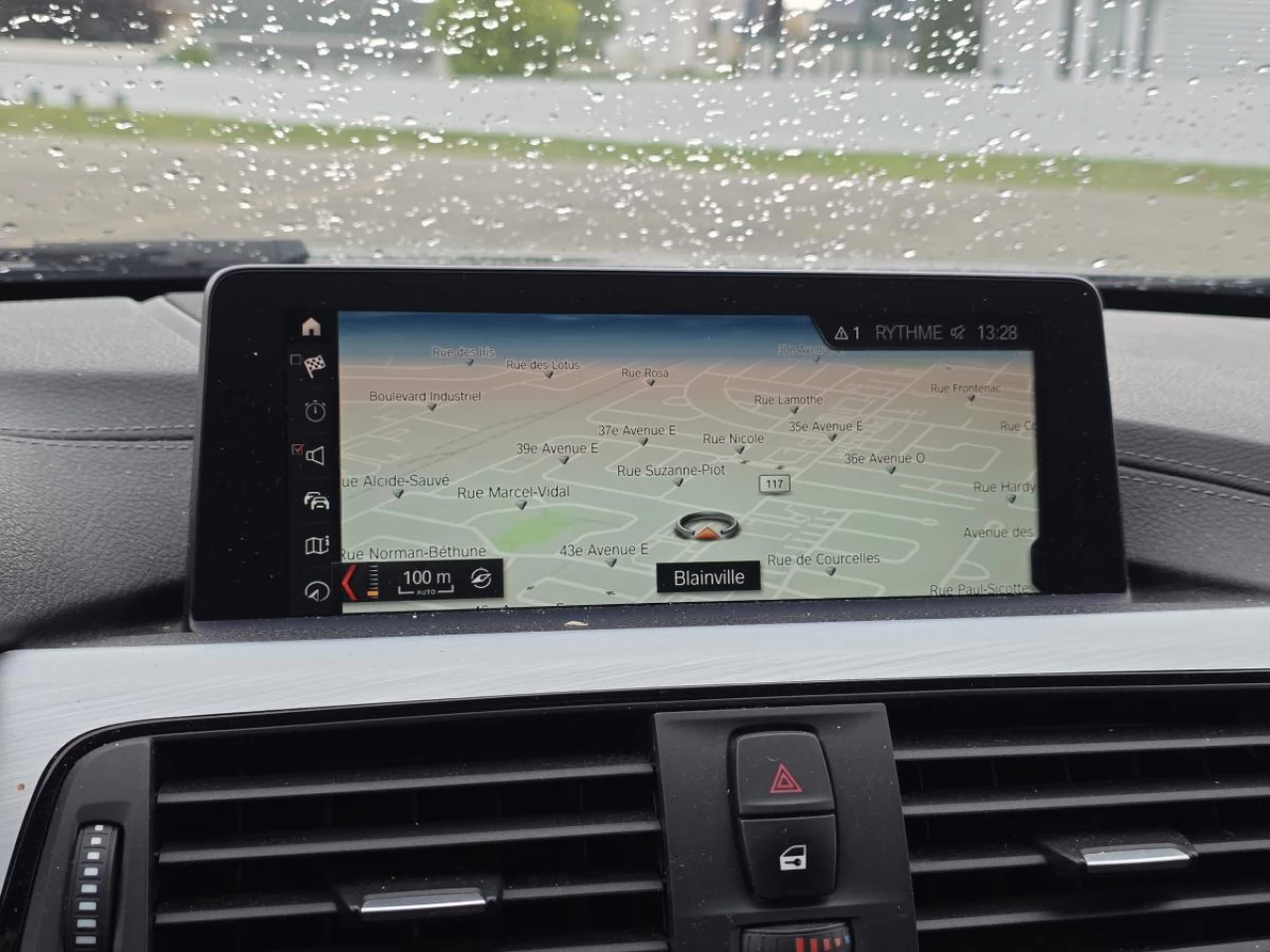 2018 BMW 3 Series Sedan Main Image
