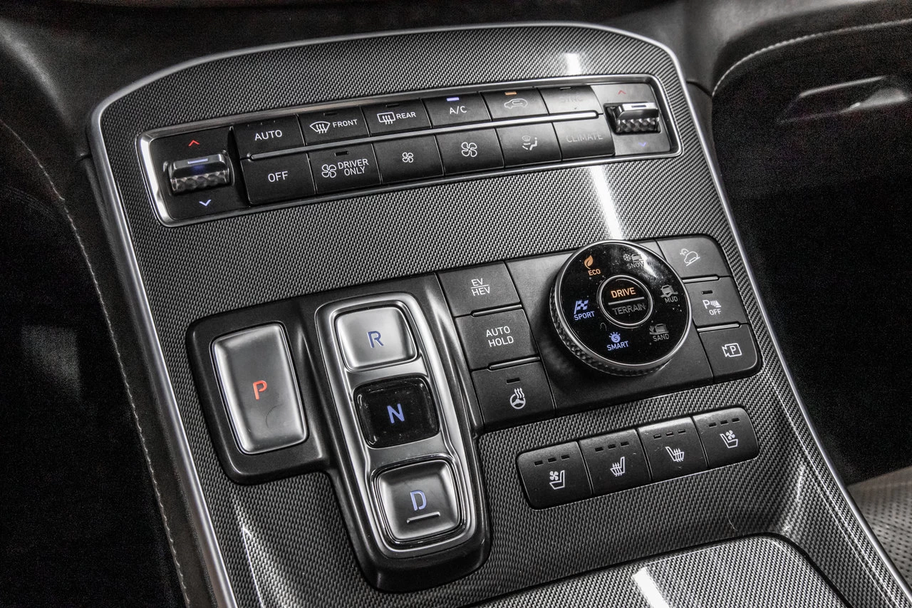2022 Hyundai Santa Fe Plug-In Hybrid Luxury Awd Main Image