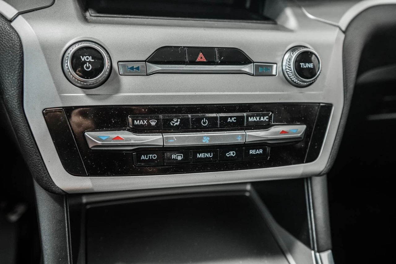 2020 Ford Explorer XLT 4WD+NAVI+TOIT.OUVRANT+CUIR+SIEGES.CHAUFFANTS Image principale