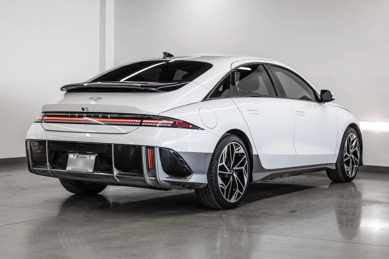 2023 Hyundai IONIQ 6 Preferred Awd Image principale