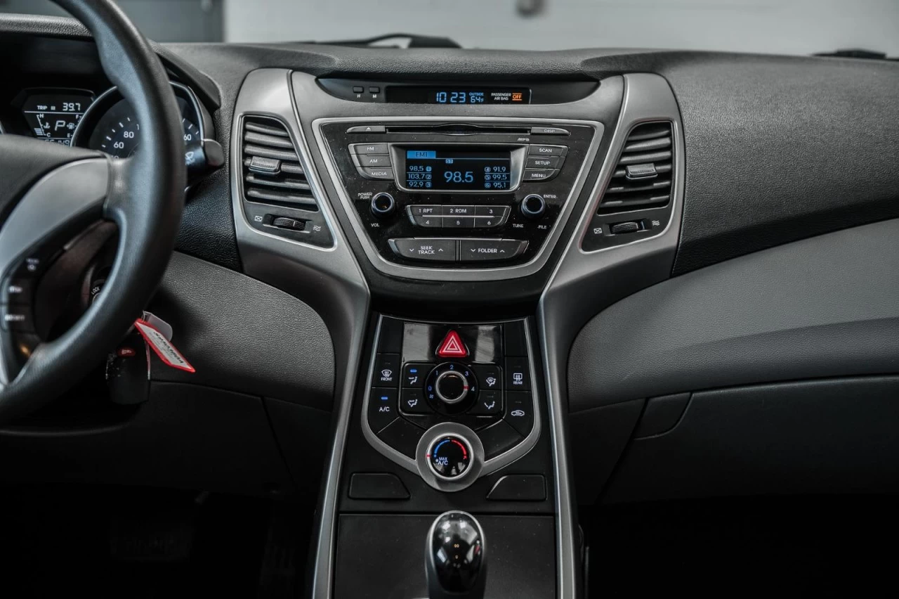 2016 Hyundai Elantra L+ VITRES.ELECTRIQUES+A/C Image principale