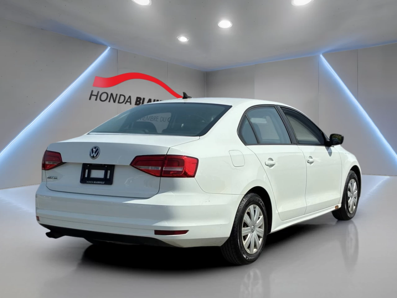 2015 Volkswagen Jetta 4dr 2.0L Auto Trendline+ Image principale