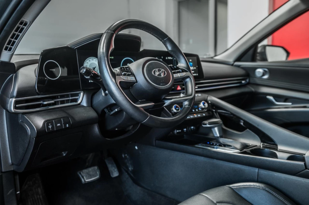 2023 Hyundai Elantra Luxury CUIR+CARPLAY+SIEGES.CHAUFFANTS Main Image