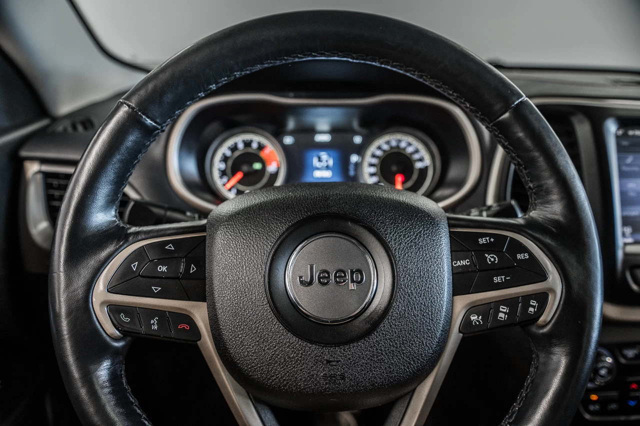 2016 Jeep Cherokee Limited V6 Awd Main Image